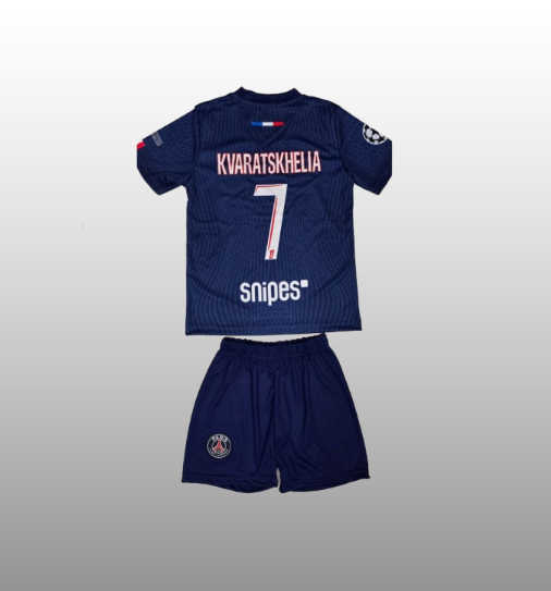 Σετ Παιδική Φανέλα PSG με Σορτσάκι Kvaratskhelia Μπλε PSG4656-K7 Σετ Παιδική Φανέλα PSG με Σορτσάκι Kvaratskhelia Μπλε PSG4656-K7